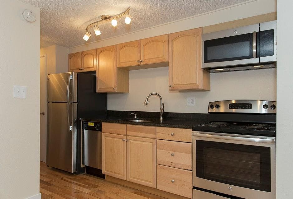 1st image of 263 N Grant St APT 302