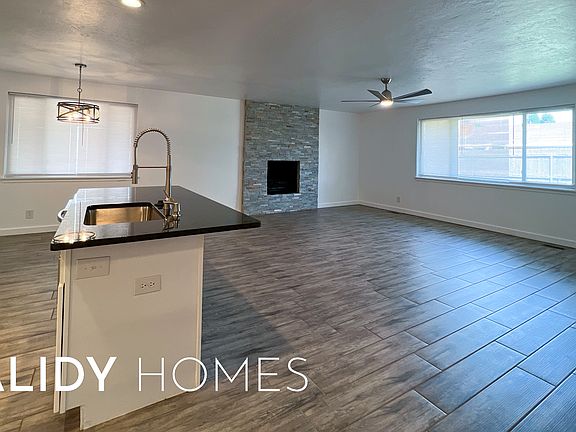 2nd image of 702 Amity Ln