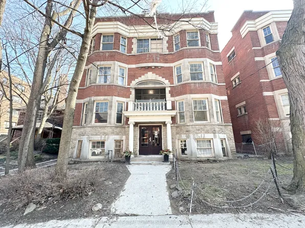 7 Glen Rd #2, Toronto, ON M4X 1M4