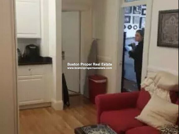 26 Hemenway St. #7 Boston - Fenway Unit Photo 9