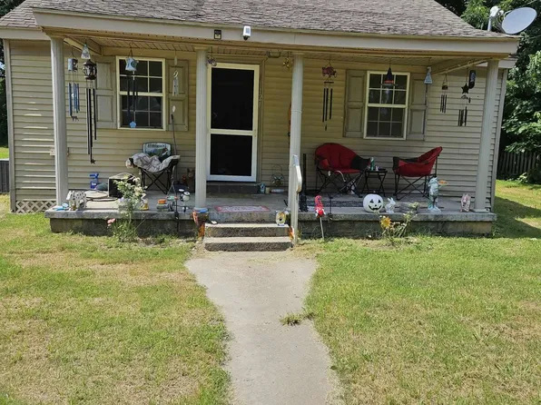 121 Smith St, Lenox, TN 38047