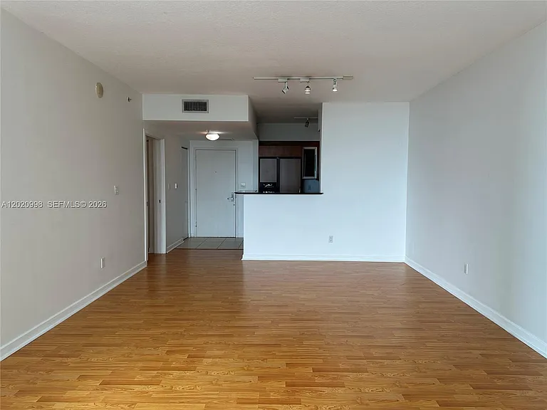 325 Biscayne Blvd #1516 — Photo 6