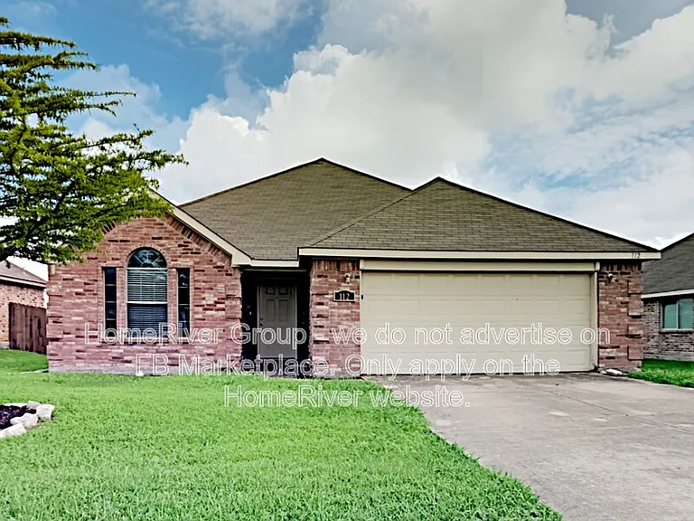 112 Magnolia St — Photo 4