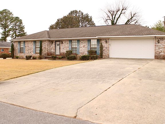 2nd image of 2215 Estaline Dr