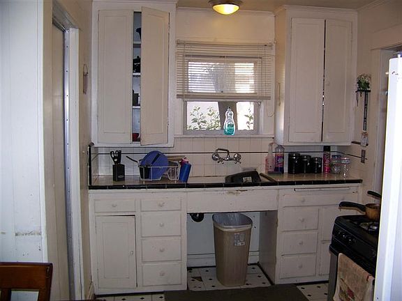 5th image of 4121 E Grant Ave