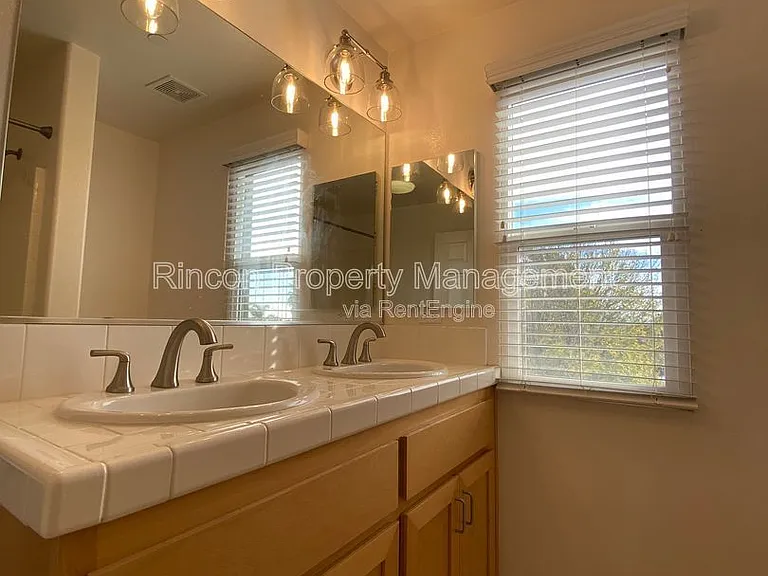 11216 Snapdragon St — Photo 10
