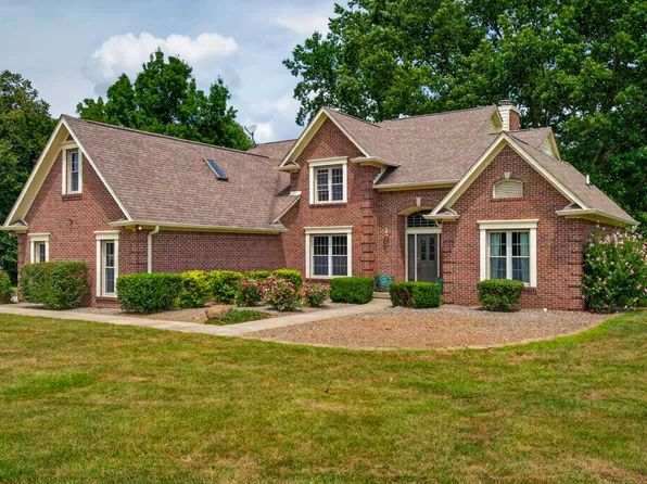 2508 W Indian Creek Rd, Trafalgar, IN 46181