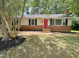 322 Merideth Cir, Spartanburg, SC 29306