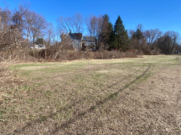 265 Rainbow Rd, Windsor, CT 06095