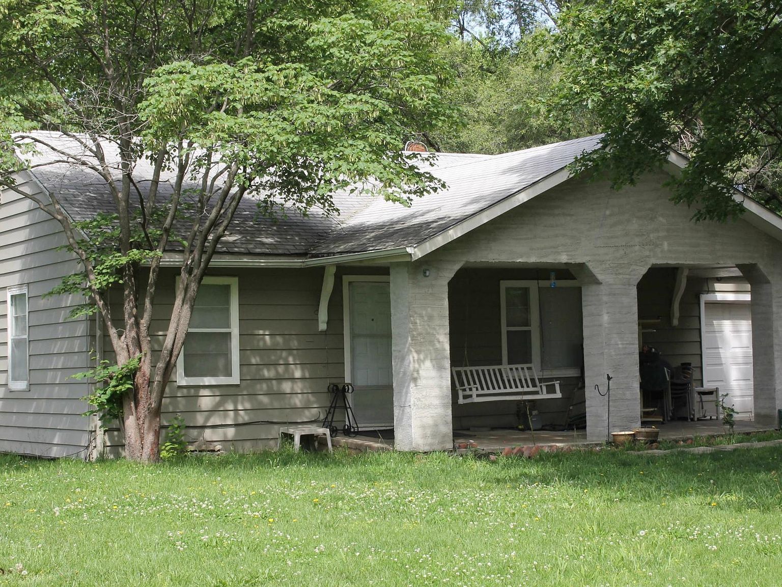 311 S Church St, Olathe, KS 66061 Zillow