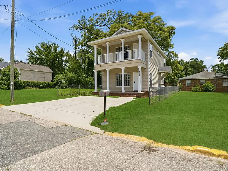 509 N Copeland St — Photo 2