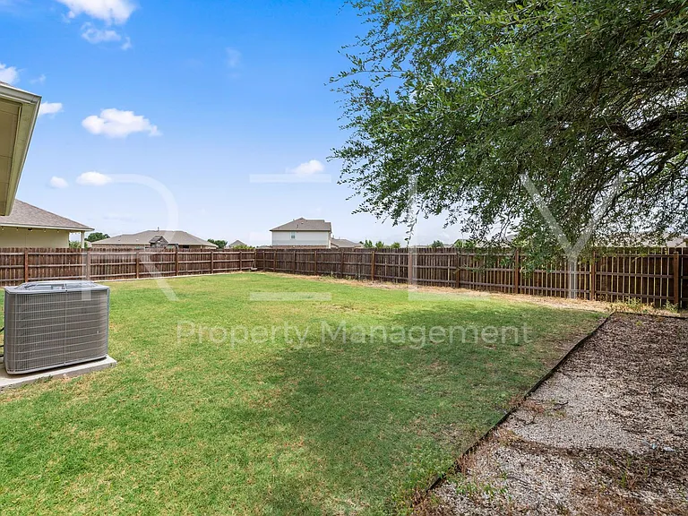 2412 Star Hill Rnch — Photo 44