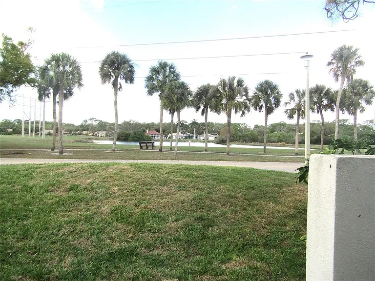 2405 Crispin Ct #E-1 — Photo 19