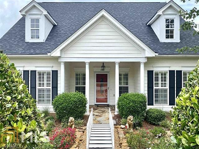 1st image of 35 Eastlake Lndg
