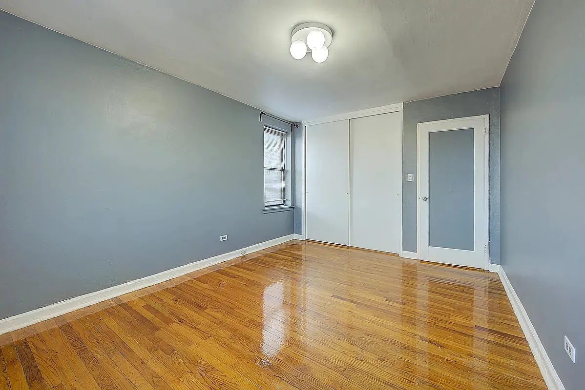 3 bed, 1000 sqft, $3,777 — Photo 1