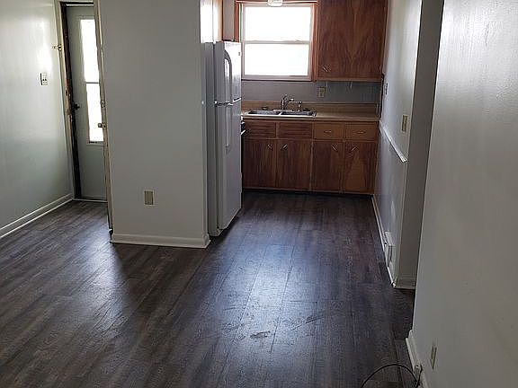 4th image of 243 & 245 Fremont Ave