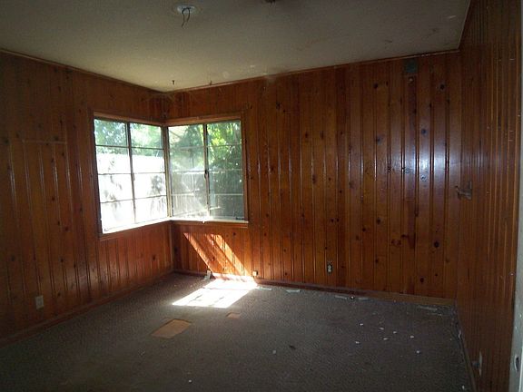 5th image of 626 W Garland Ave