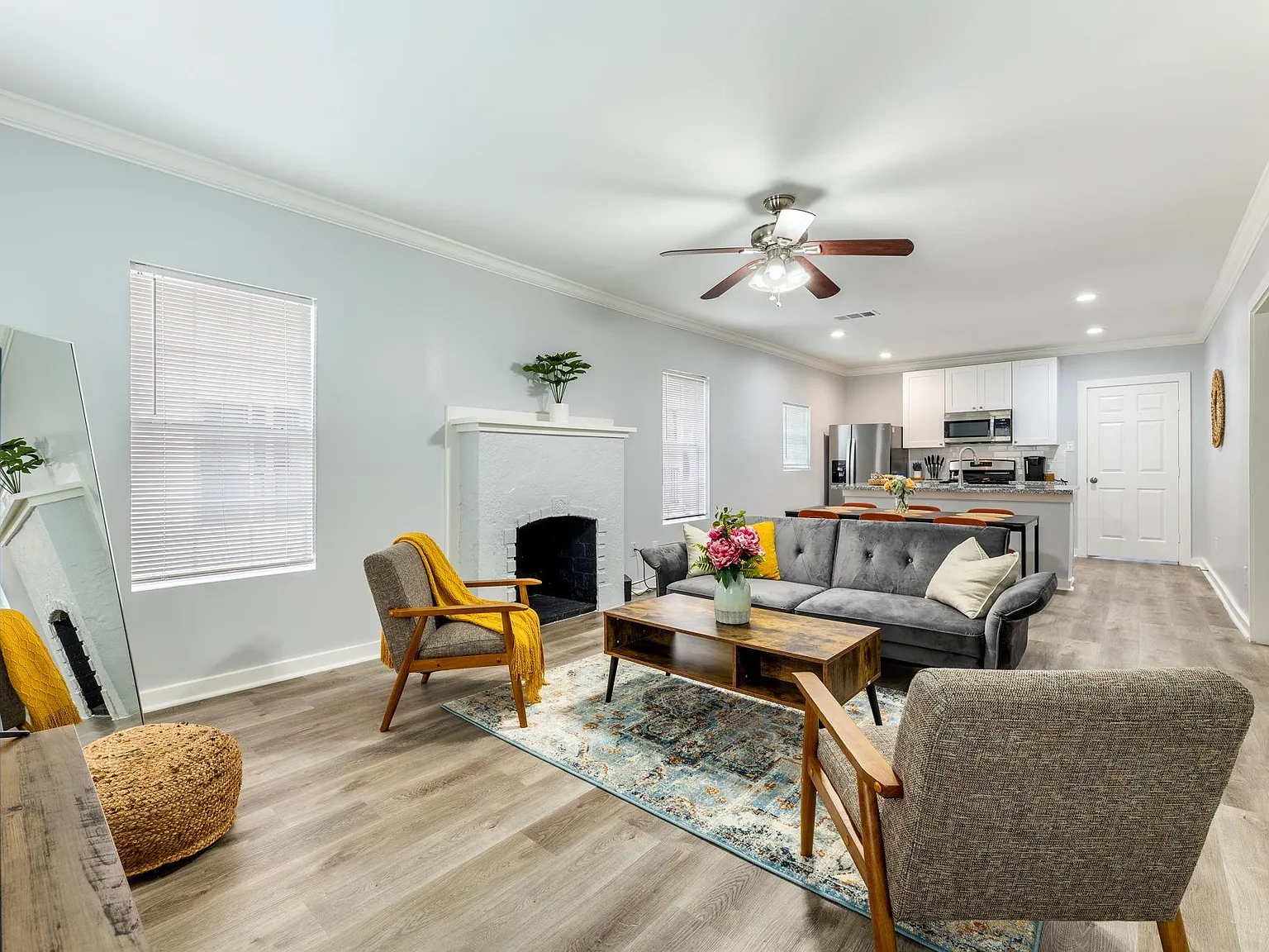 2 bed, 2.0 bath, 1266 sqft, $1,650 — Photo 1
