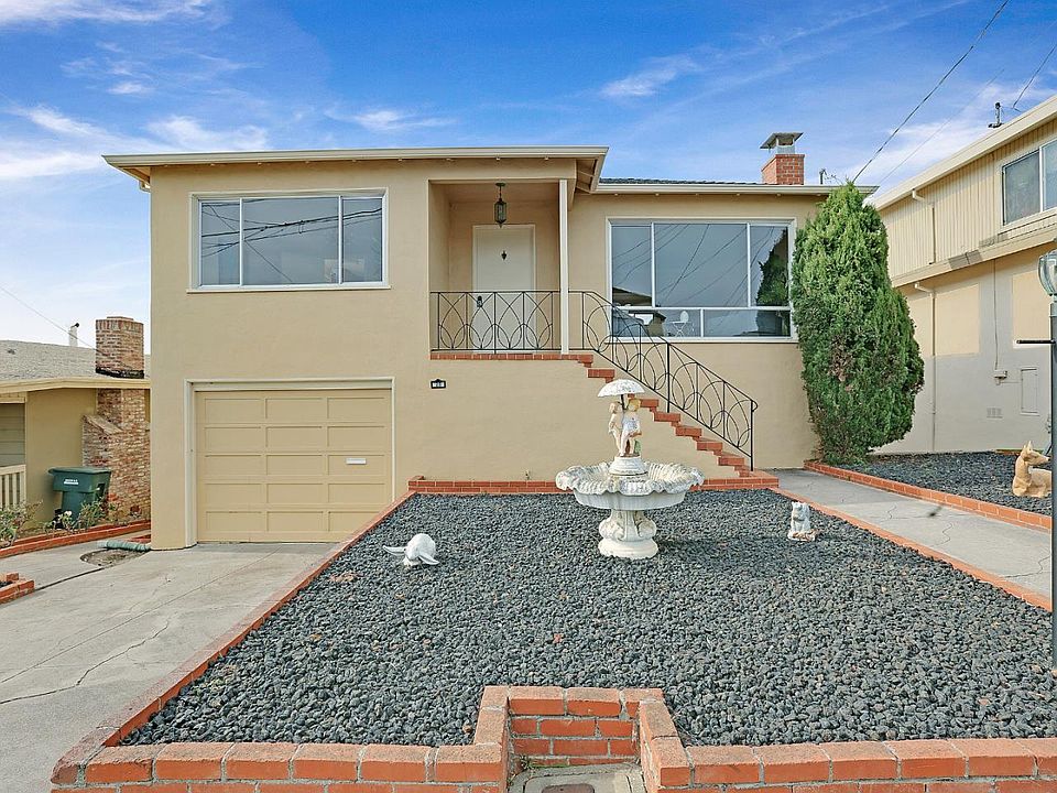 1st image of 25 Lilac Ln