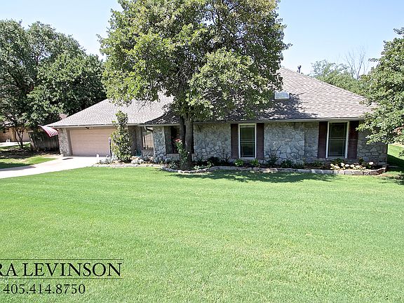3rd image of 2105 Brookwood Pl