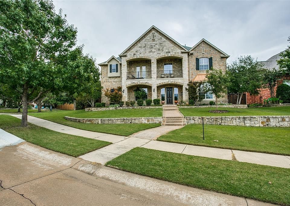 1st image of 901 Sir Constantine Dr