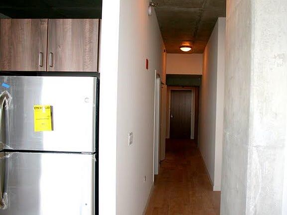 5th image of 235 W Van Buren St Unit 4406