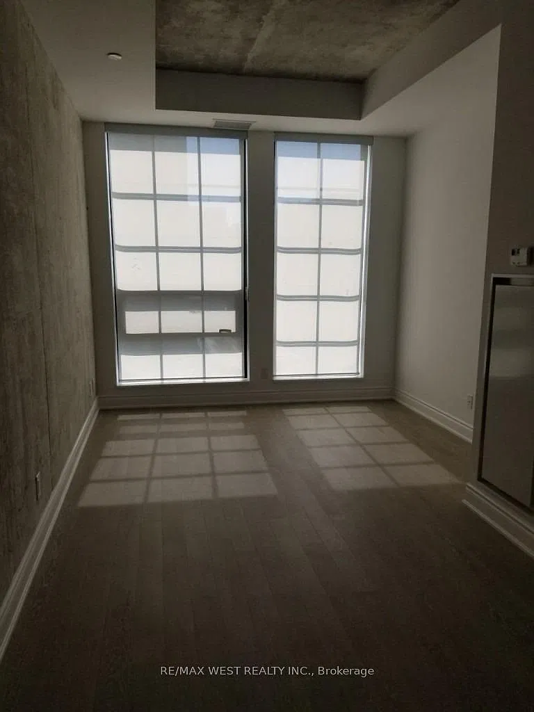 1 bed, $2,400 — Photo 4