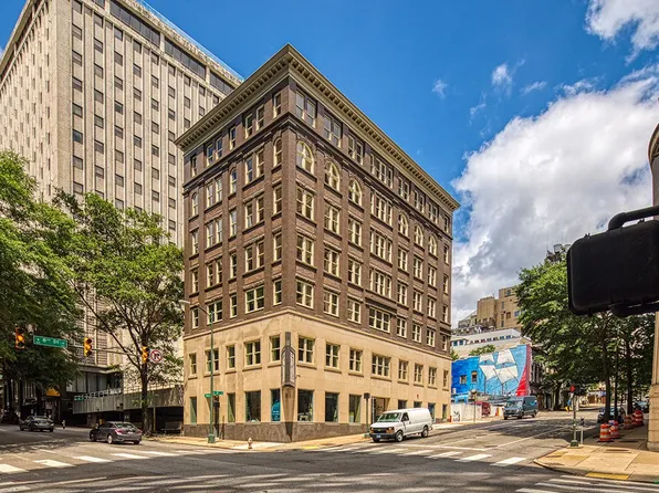 Stumpf Flats on Main