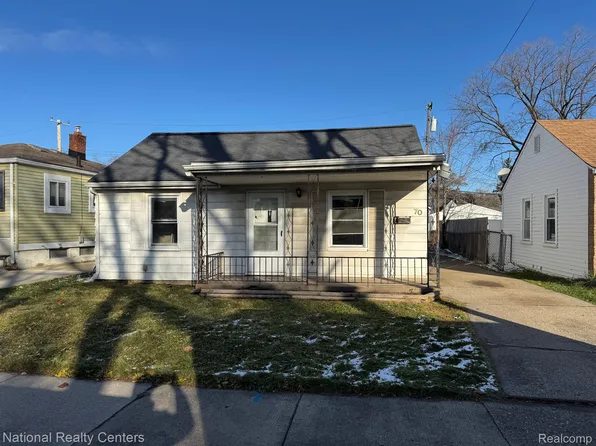 70 W Mapledale Ave, Hazel Park, MI 48030