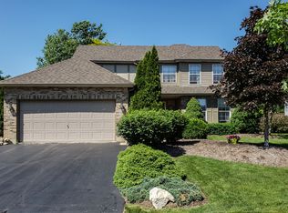 240 Dickens Trl, Elgin, IL 60120