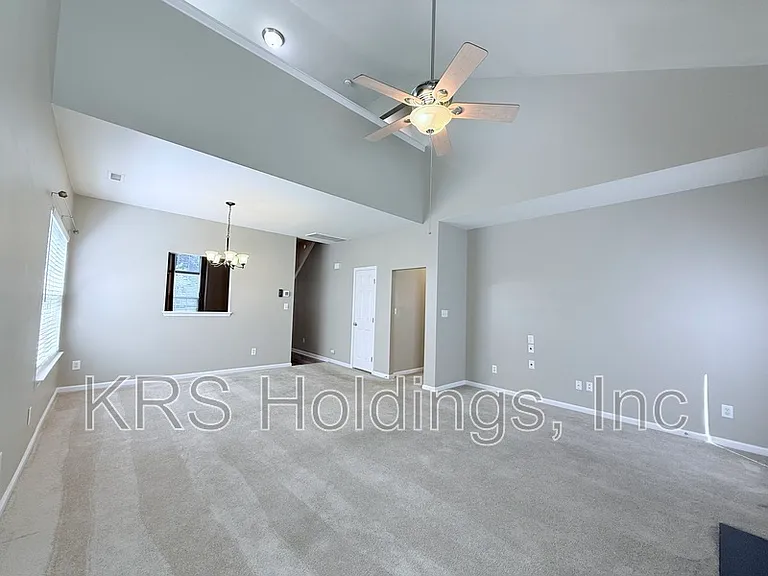 232 Honey Springs Ave — Photo 6