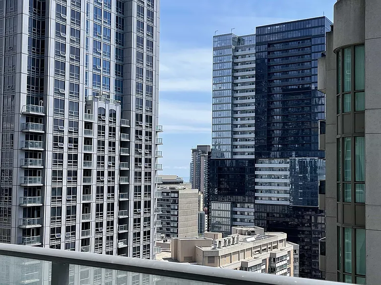 770 Bay St #2508 — Photo 30