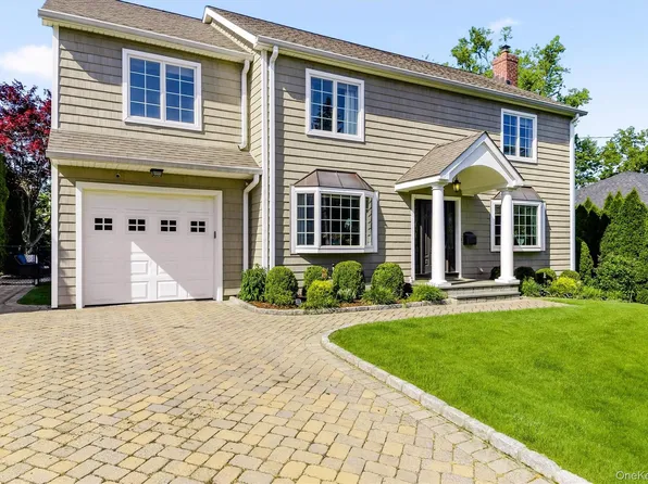 185 Old Wilmot Road, Scarsdale, NY 10583
