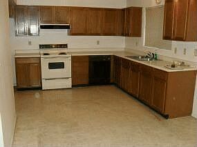 2nd image of 5625 W Wagoner Rd