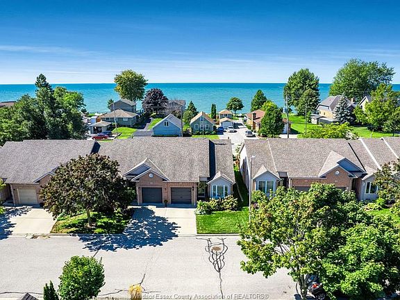2nd image of 20 Erie Glen Cres
