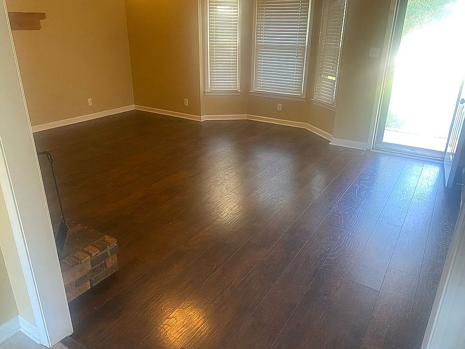 1st image of 679 Buttercup Dr