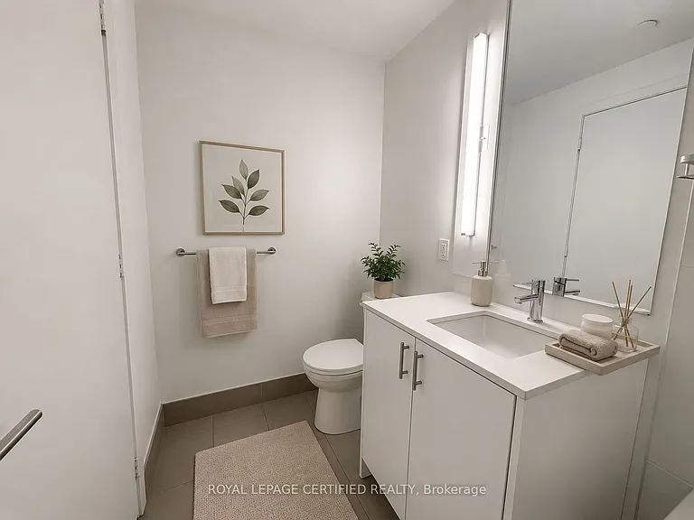 180 Veterans Dr #307 — Photo 15