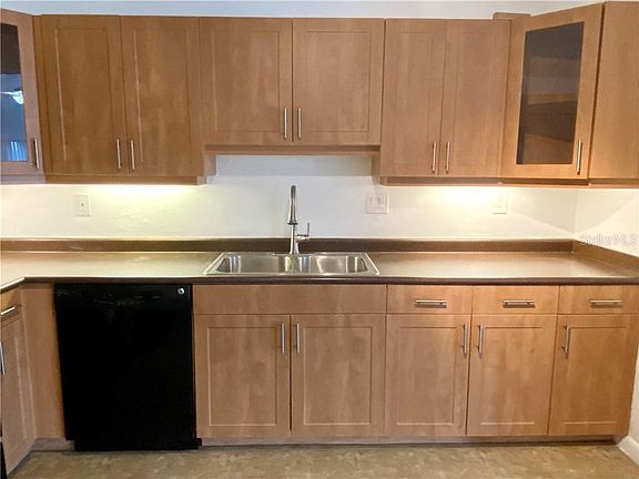 5th image of 5727 Baywater Dr #5727