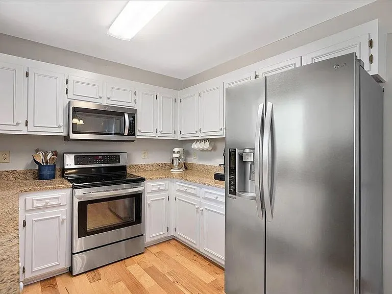4520 Timberhurst Dr — Photo 13