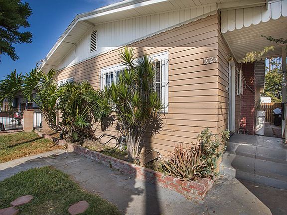 2nd image of 1025 W 56th St