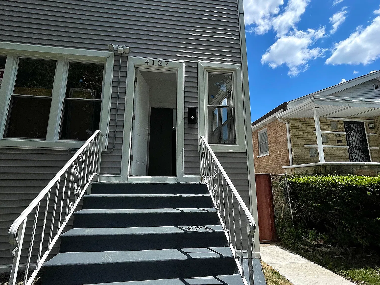 4127 S Maplewood Ave — Photo 1