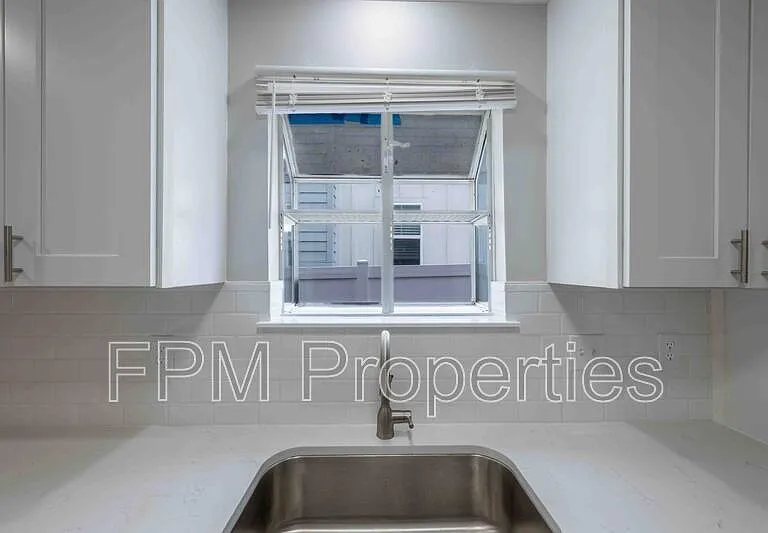 176 E Coast Dr — Photo 25