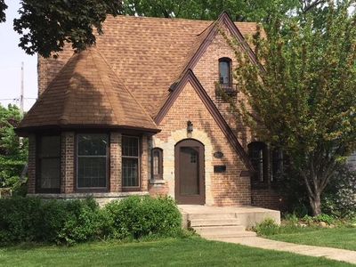 2869 N 74th St, Milwaukee, WI, 53210