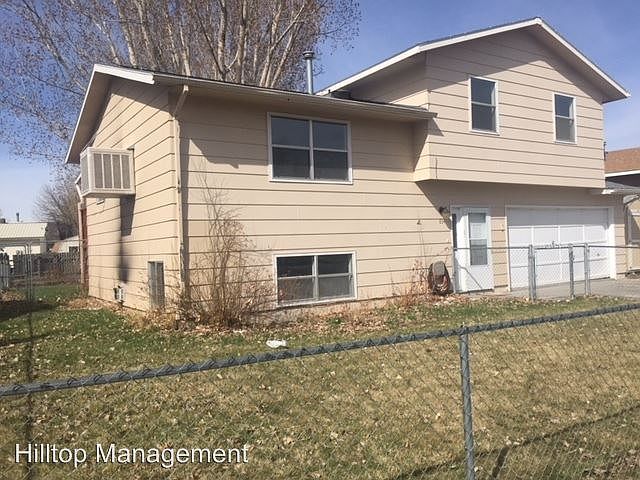 1st image of 834 Belinda Dr