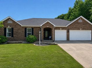 4047 Sequoia Dr, Edwardsville, IL 62025