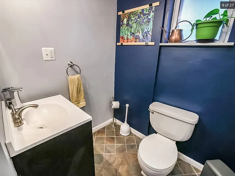 347 Spahr St — Photo 23