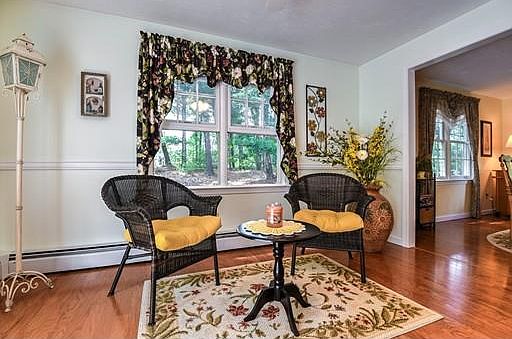 5th image of 33 High Pines Dr