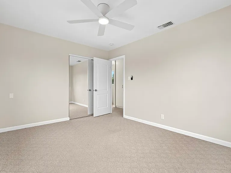 426 Santa Paula Ave — Photo 8