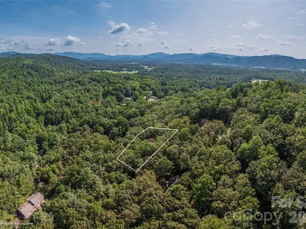 99999 Claru Rdg, Fletcher, NC 28732