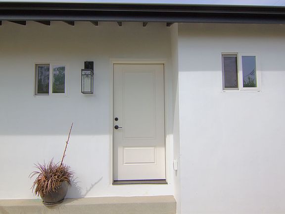 3rd image of 216 Harding Ave #2